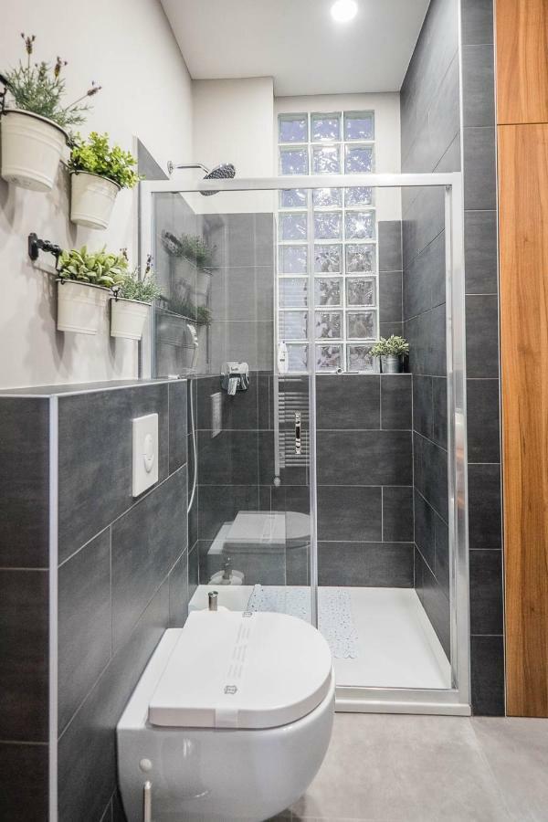 Caelestis Luxury Studio Zagreb Exteriör bild