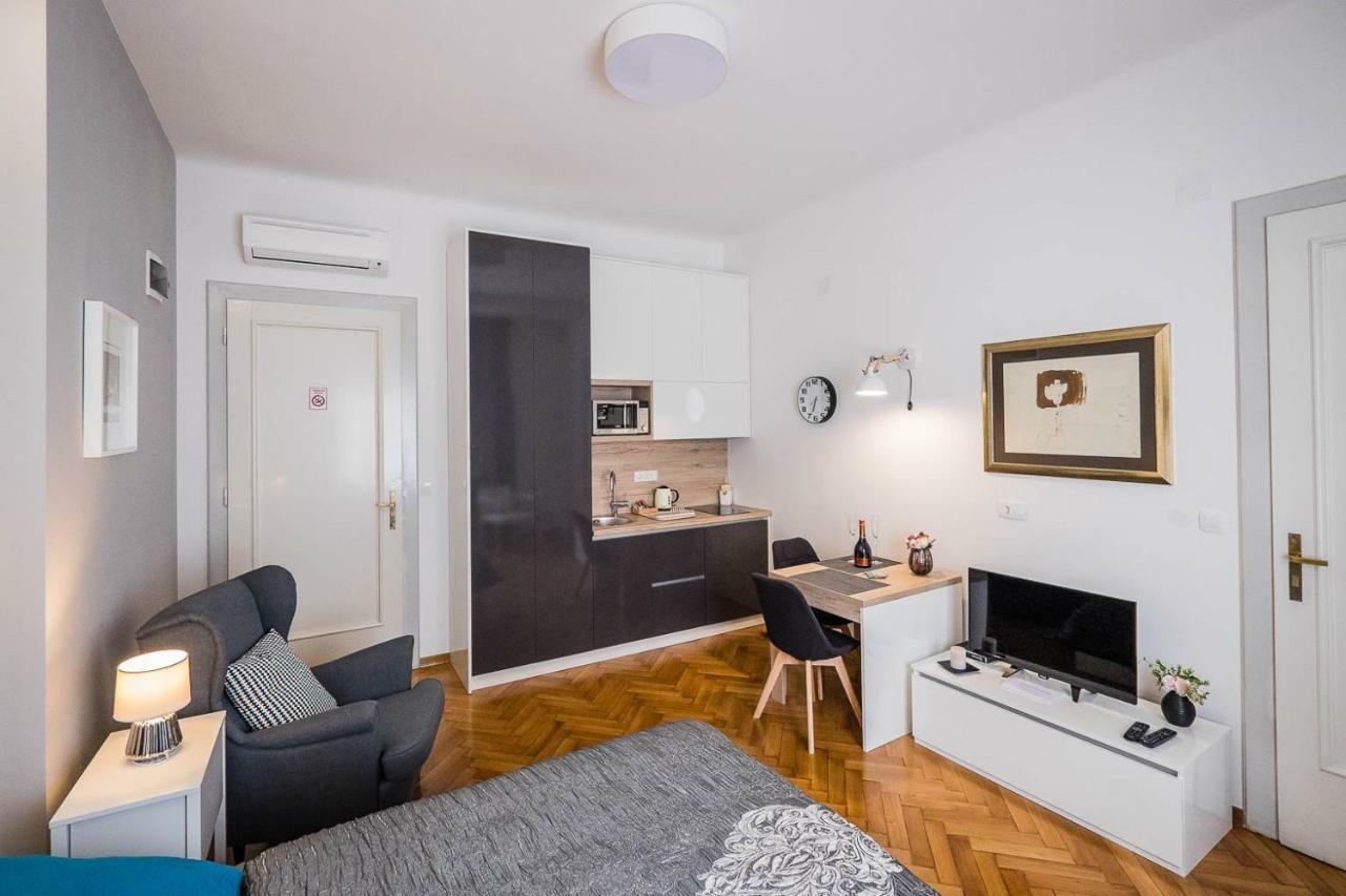 Caelestis Luxury Studio Zagreb Exteriör bild